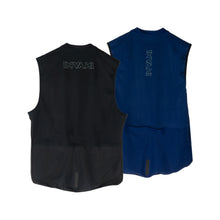 Load image into Gallery viewer, Windproof Reversible Gilet: Black / Blue (Men&#39;s)
