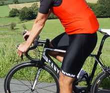 Load image into Gallery viewer, Men&#39;s Bib Shorts: Black
